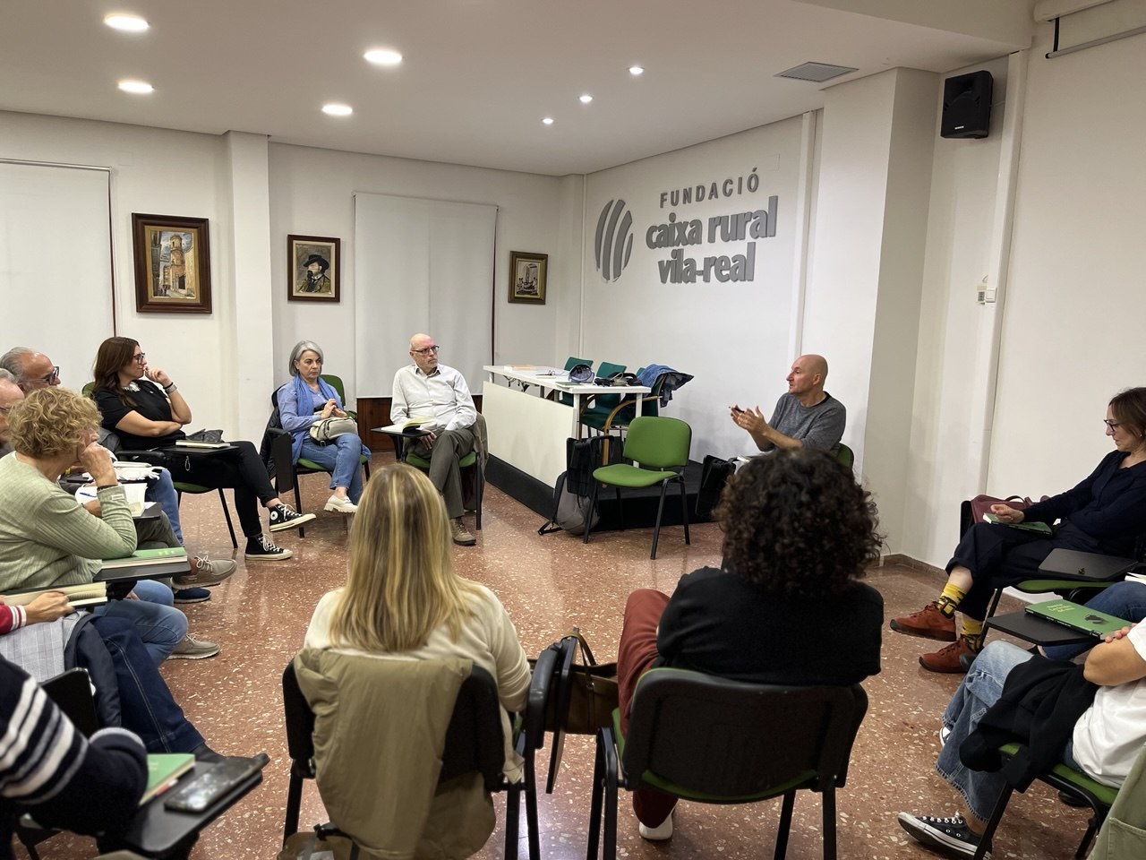 <em>Les ferides del món</em>, de Vicent Usó